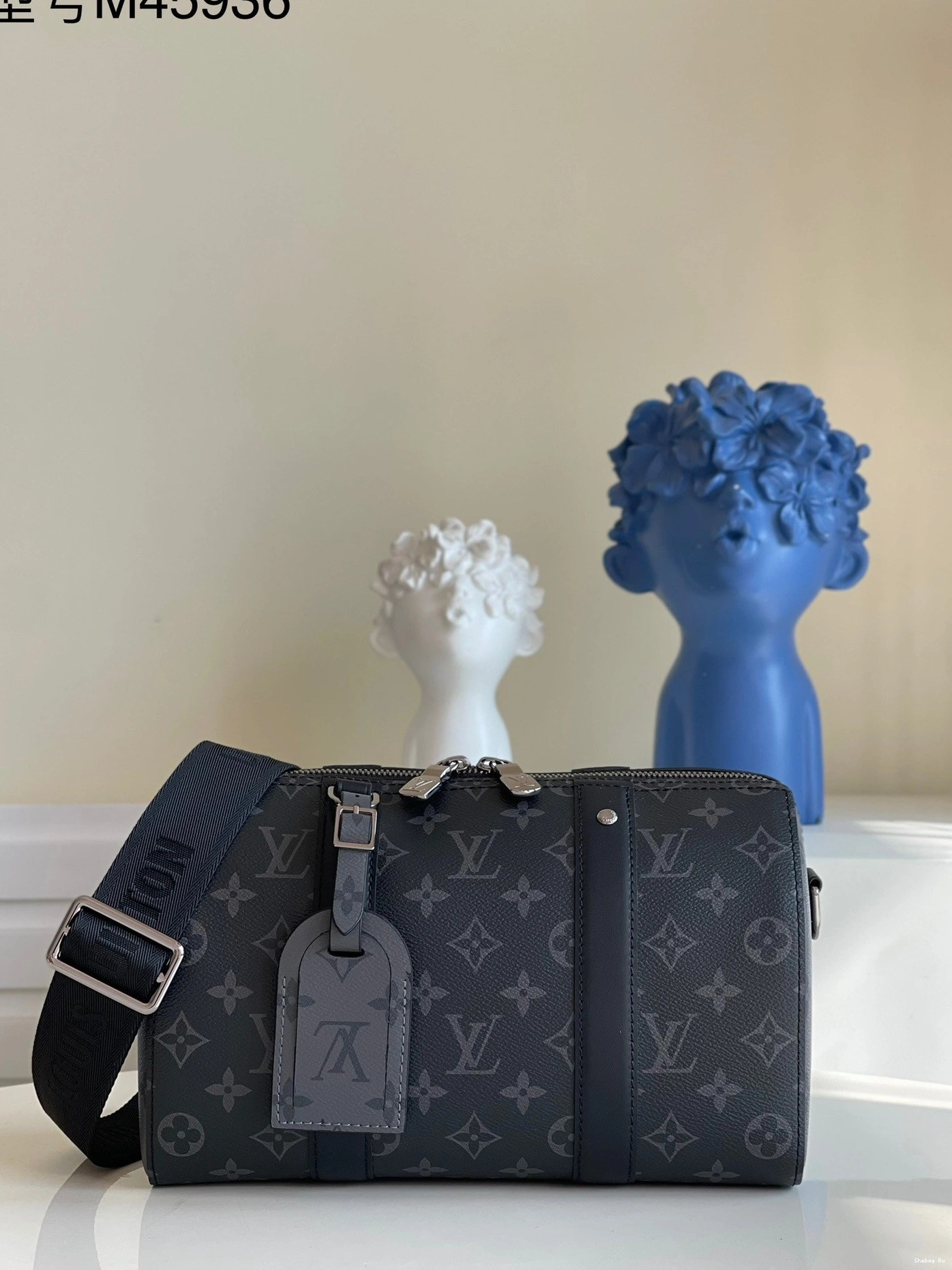 Vuitton CITY Louis KEEPALL 0724